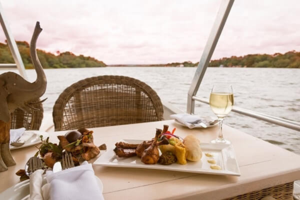 Zambezi dinner cruise